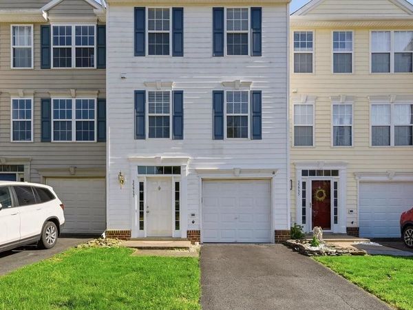 35937 CLOVER TERRACE, ROUND HILL, VA 20141