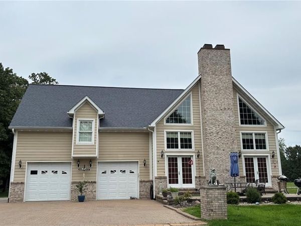 9 Teal Drive, Carlyle, IL 62231