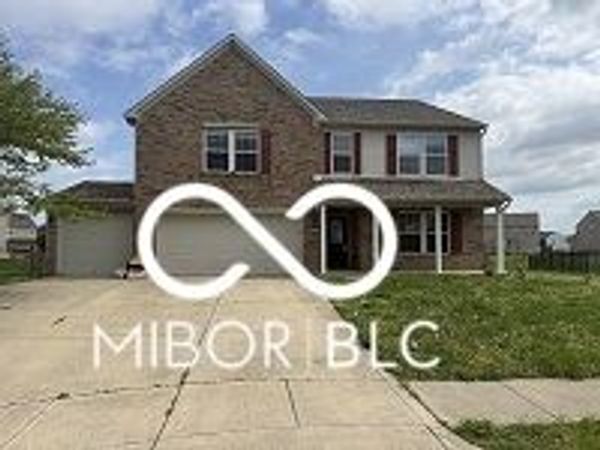 1230 Winter Hawk Court, Greenwood, IN 46143
