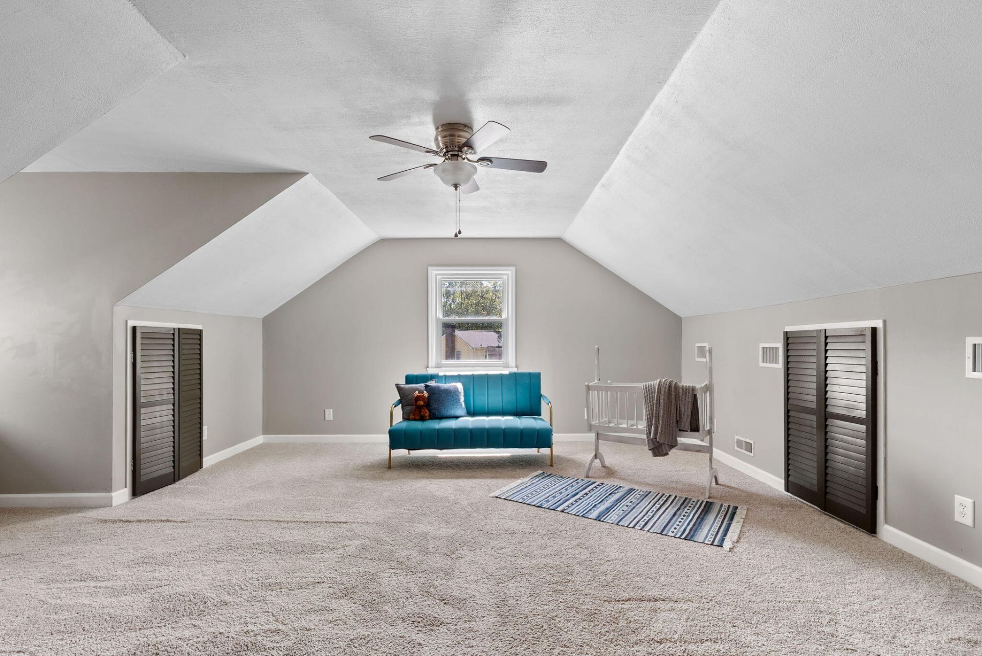 130 Bramwell Drive Photo 35