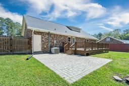 130 Bramwell Drive photo 4