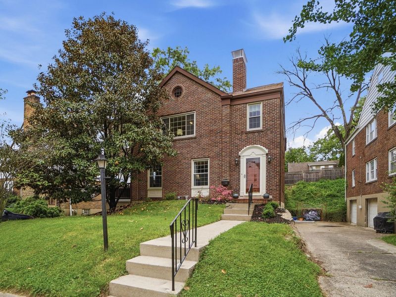 87 W Vernon Lane, Fort Thomas, KY 41075 Photo 5