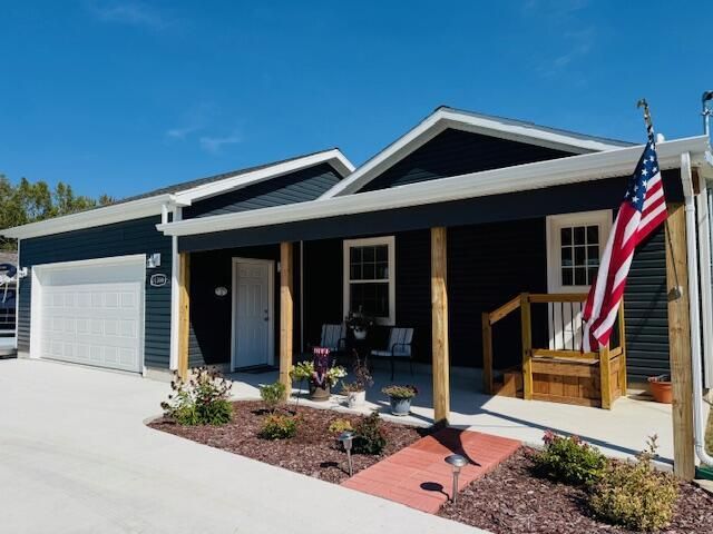 11366 W Shore Drive, Houghton Lake, MI 48629 Main Photo