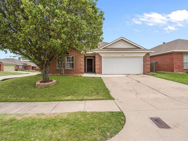 4117 Chelan Court, Fort Worth, TX 76244