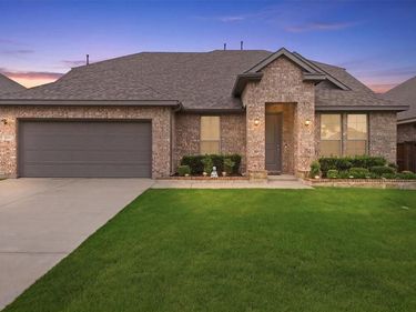 2025 Eagle Boulevard, Fort Worth, TX 76052