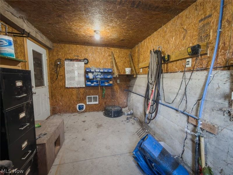 6895 Kemary Avenue SW, Navarre, OH 44662 Photo 44