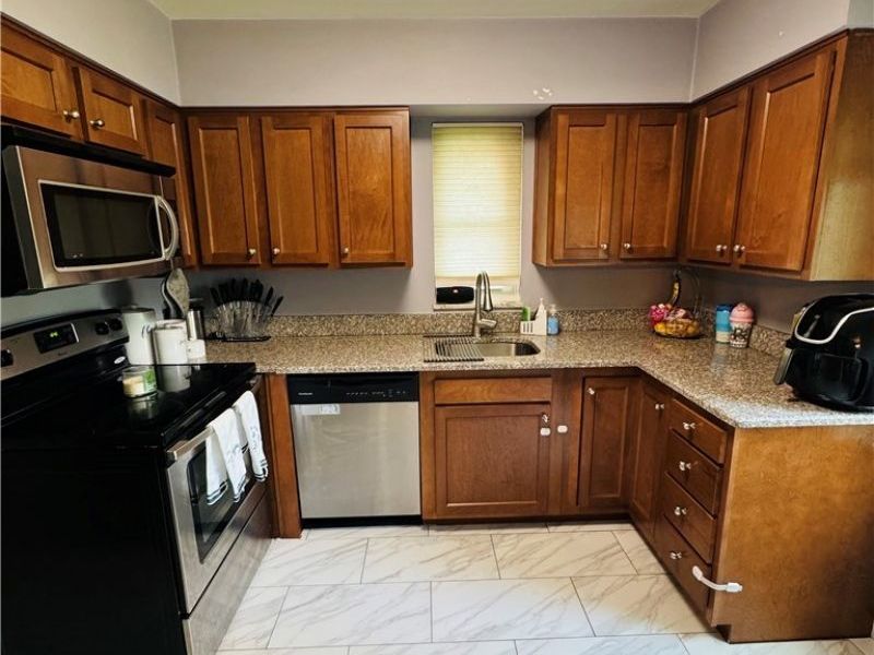 4075 Ellison Road, South Euclid, OH 44121 Photo 3