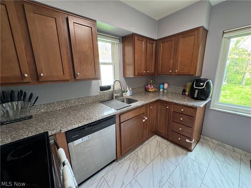 4075 Ellison Road, South Euclid, OH 44121 Photo 5