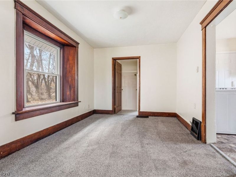 488 Alexander Street, Akron, OH 44306 Photo 5