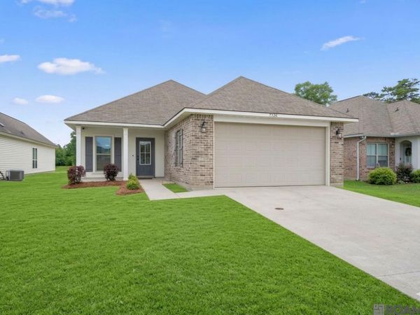 7728 Amite Springs Dr, Denham Springs, LA 70726