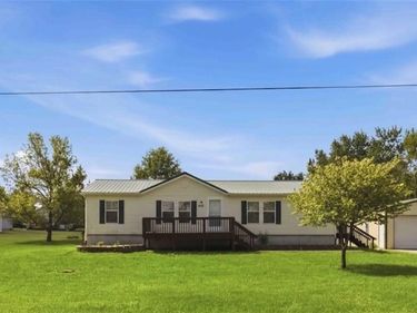 400 Emma Street, Osborn, MO 64474