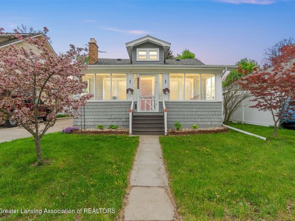 2226 Strathmore Road, Lansing, MI 48910