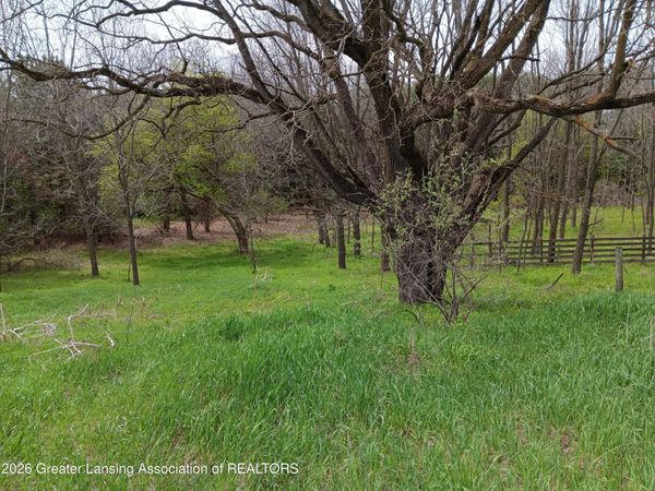 54 Bennington Greens Drive, Owosso, MI 48867