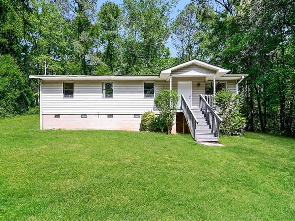 999 Fairview Road , Stockbridge, GA 30281