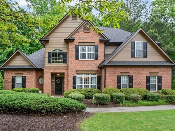 5910 Lake Windsor Parkway , Buford, GA 30518