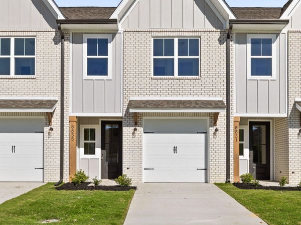 8775 James Creek Drive, Ooltewah, TN 37363