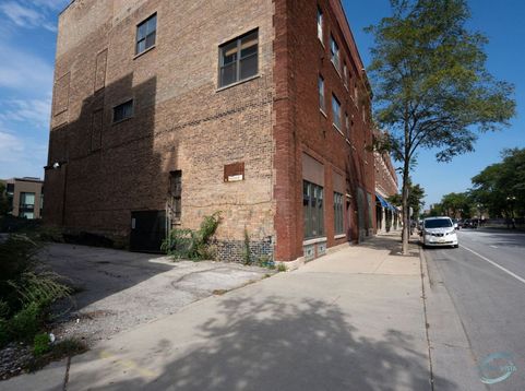 Main Photo