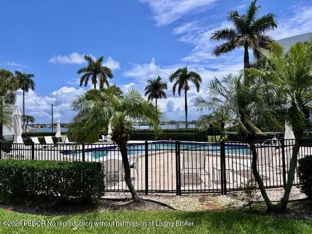 Please Call For Address, West Palm Beach, FL 33405 Photo