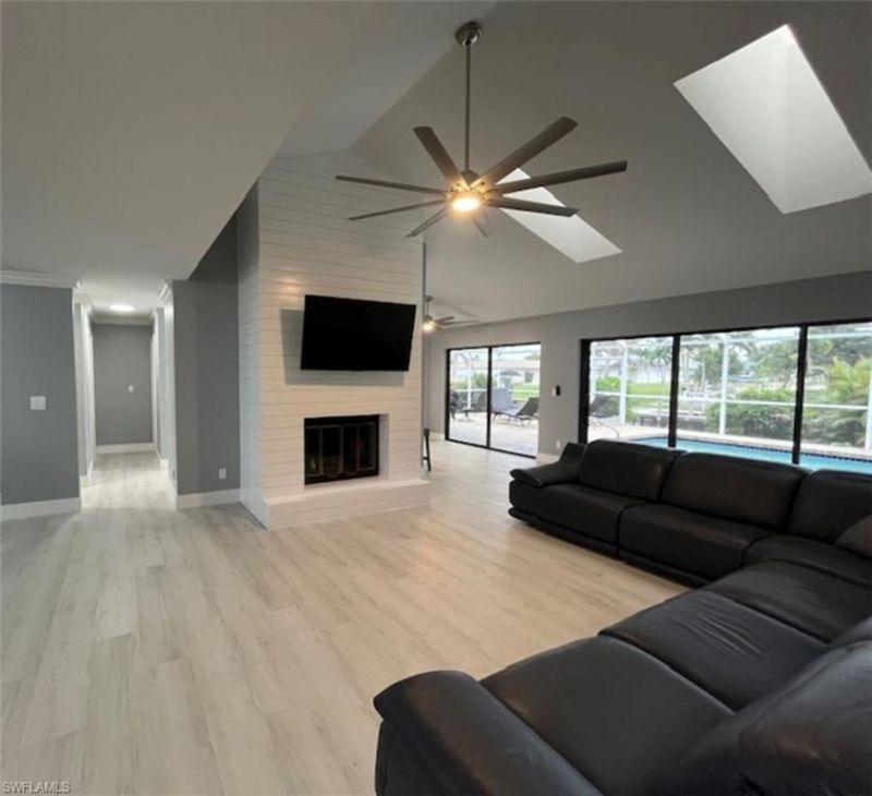 2328 SE 27th St, Cape Coral, FL 33904 Photo