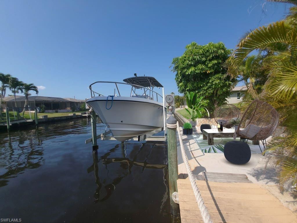 2328 SE 27th St, Cape Coral, FL 33904 Photo