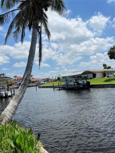 2328 SE 27th St, Cape Coral, FL 33904 Photo