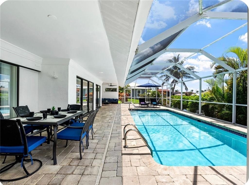 2328 SE 27th St, Cape Coral, FL 33904 Photo