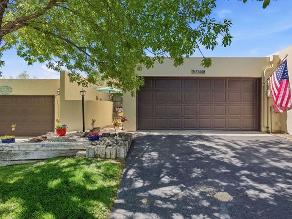 3308 Esplanade Circle SE, Rio Rancho, NM 87124
