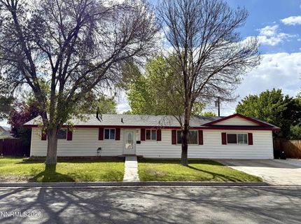 105 S Oregon Street, Yerington, NV 89447 Photo