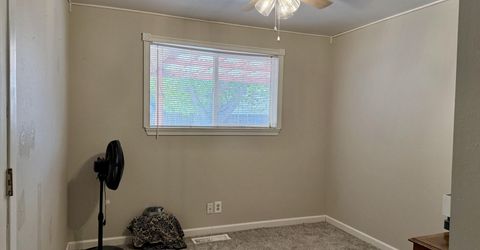 105 S Oregon Street, Yerington, NV 89447 Photo