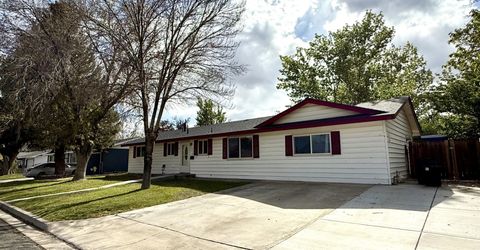 105 S Oregon Street, Yerington, NV 89447 Photo