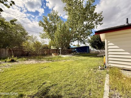 105 S Oregon Street, Yerington, NV 89447 Photo