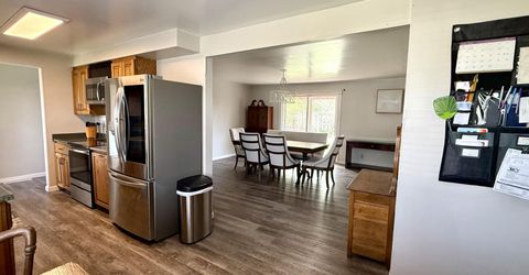 105 S Oregon Street, Yerington, NV 89447 Photo