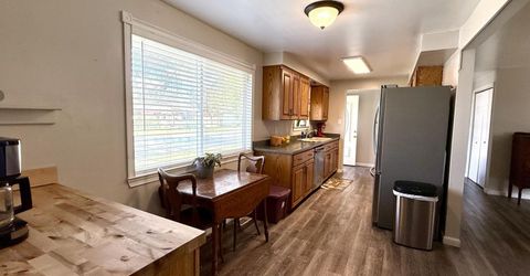 105 S Oregon Street, Yerington, NV 89447 Photo