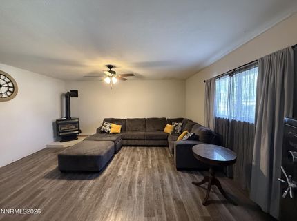 105 S Oregon Street, Yerington, NV 89447 Photo