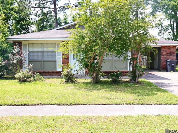 1018 Boreas Dr, Baton Rouge, LA 70816