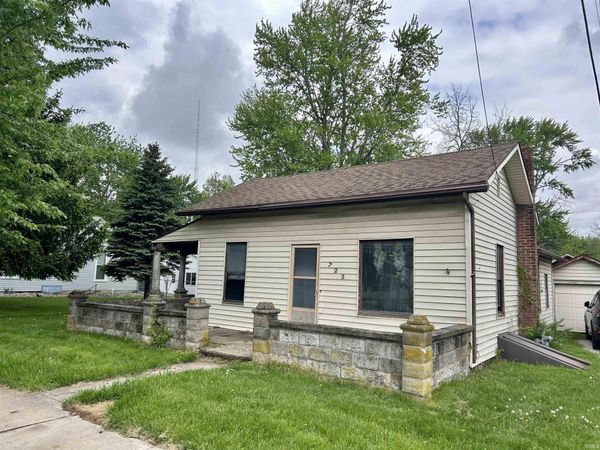 722 W Market Street, Warsaw, IN 46580