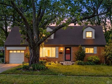 909 Larriwood Avenue, Kettering, OH 45429