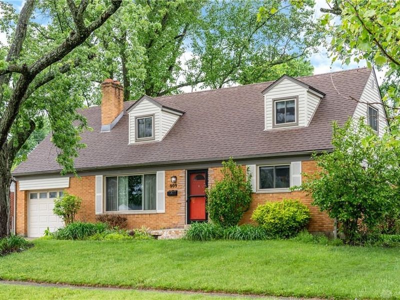 909 Larriwood Avenue, Kettering, OH 45429 Photo 2