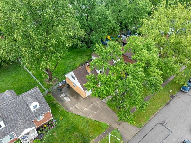 909 Larriwood Avenue, Kettering, OH 45429 Photo 38