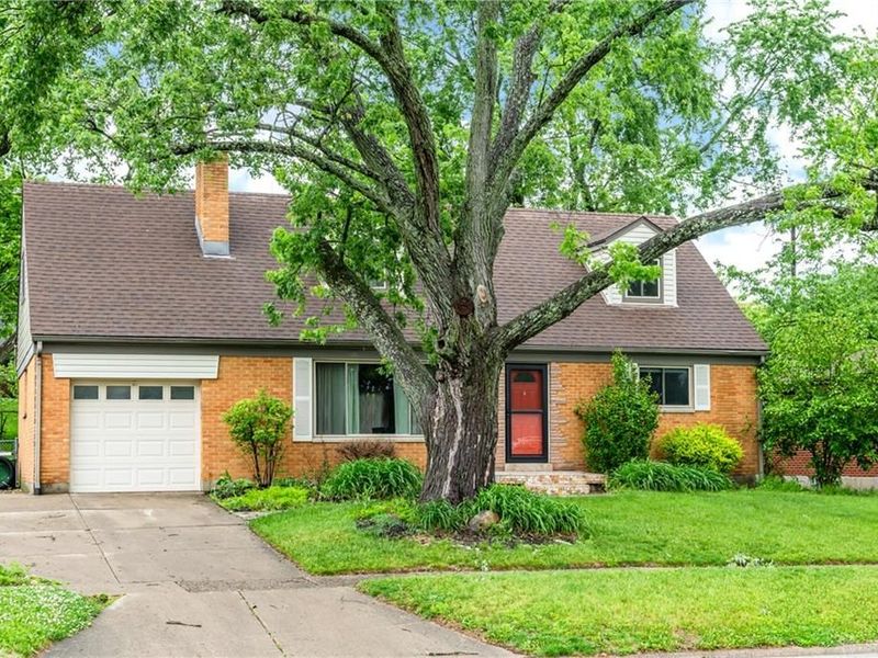 909 Larriwood Avenue, Kettering, OH 45429 Photo 5