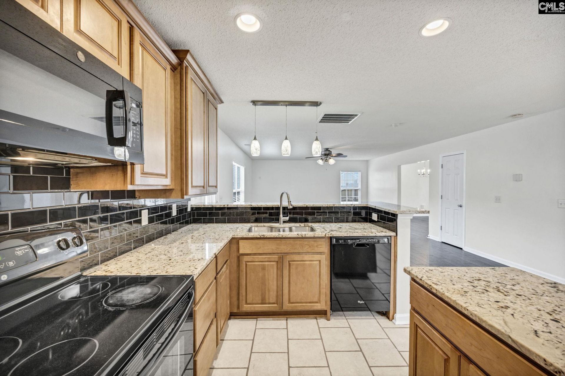 110 Eugene Ct.  Photo 9