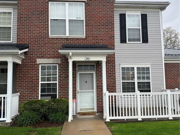 304 Sonie Dr , Unit 304, Sewickley, PA 15143