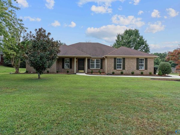 122 Emory Drive, Harvest, AL 35749