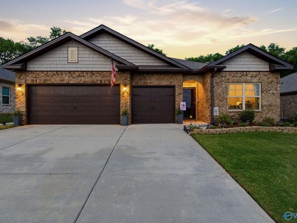 460 Jackson Point Circle, Huntsville, AL 35811