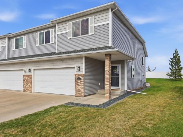 1343 4th Street NW, West Fargo, ND 58078