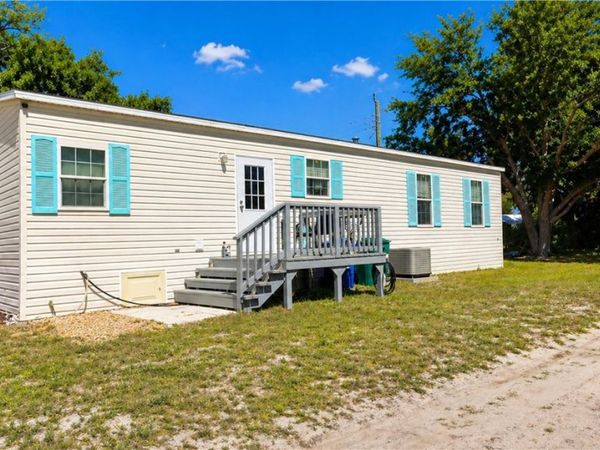 324 Valencia Street, Sebastian, FL 32958