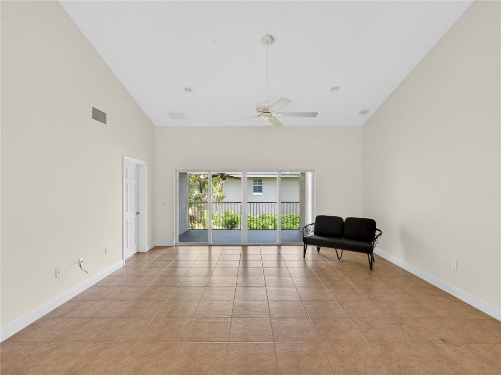 4350 Doubles Alley Drive, Unit 201, Vero Beach, FL 32967 Photo