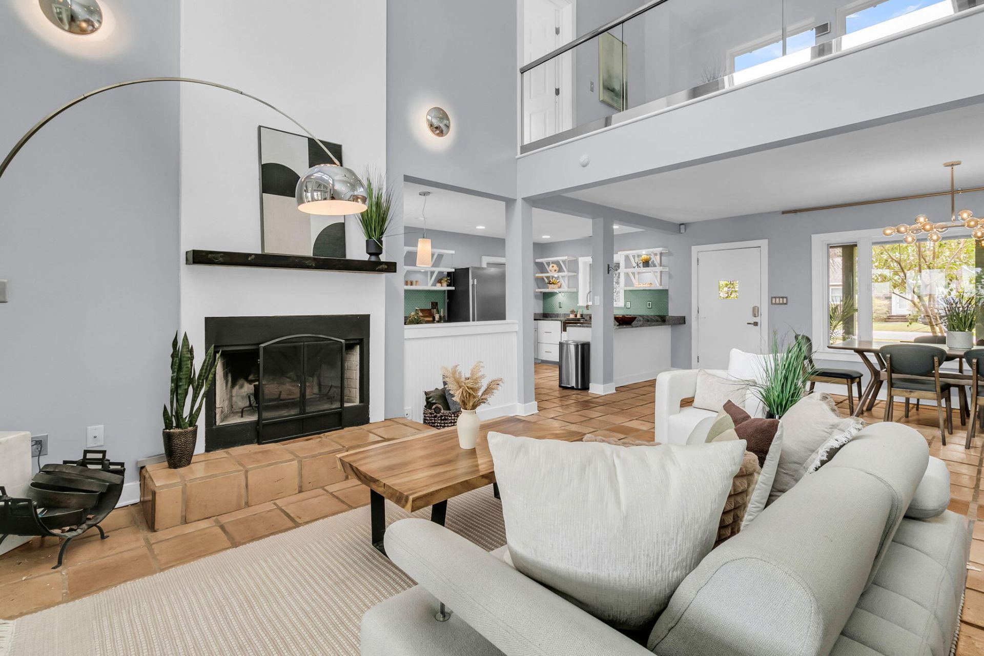 706 Arcadian Way Photo 14