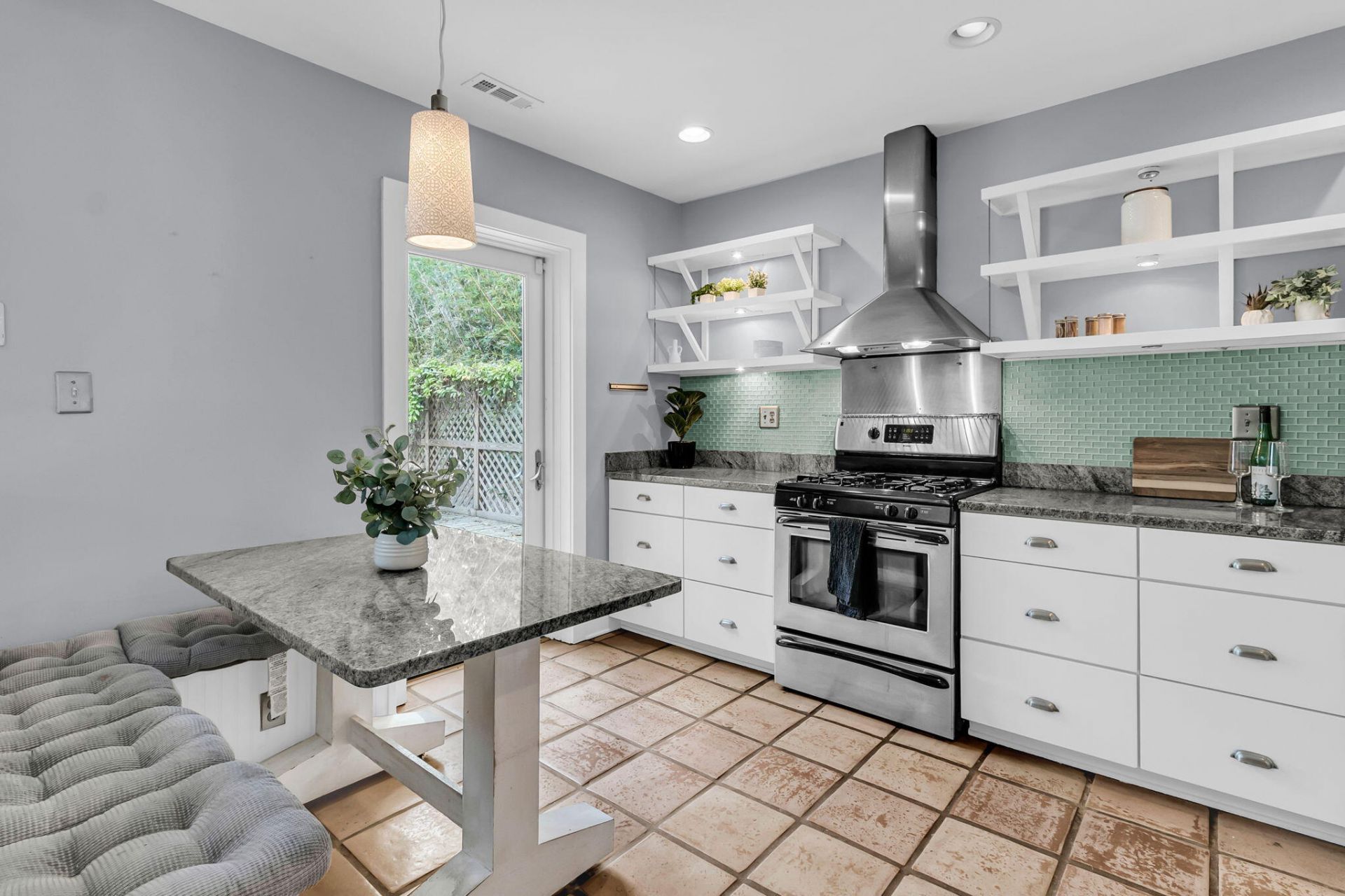 706 Arcadian Way Photo 19