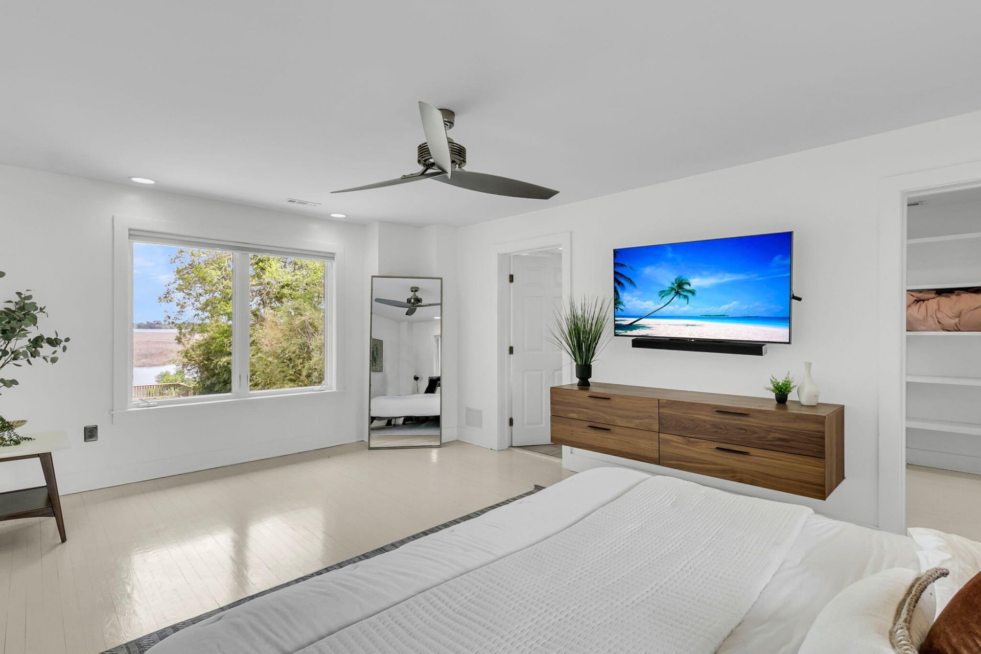 706 Arcadian Way Photo 35